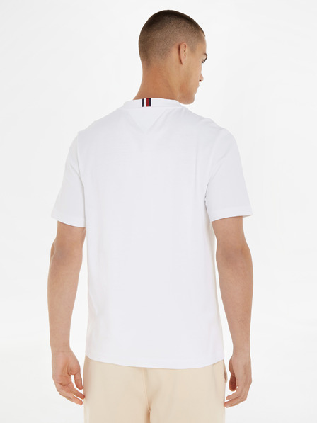 Tommy Hilfiger Curved Monogram T-Shirt